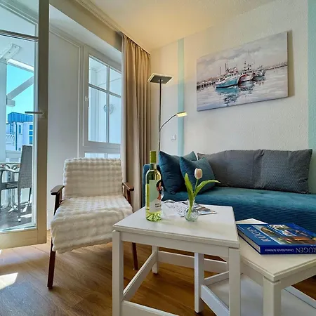 Gemuetliche Mit Grossem Balkon In * Sellin (Rugen)