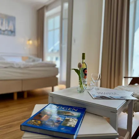 Gemuetliche Mit Grossem Balkon In *